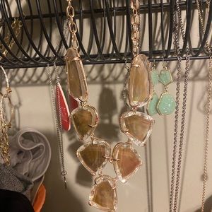 Brand new beautiful kendra scott necklace